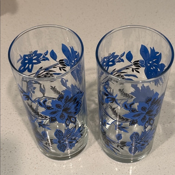 Libbey Floral Glasses with Blue and Black Design - Picture 3 of 4